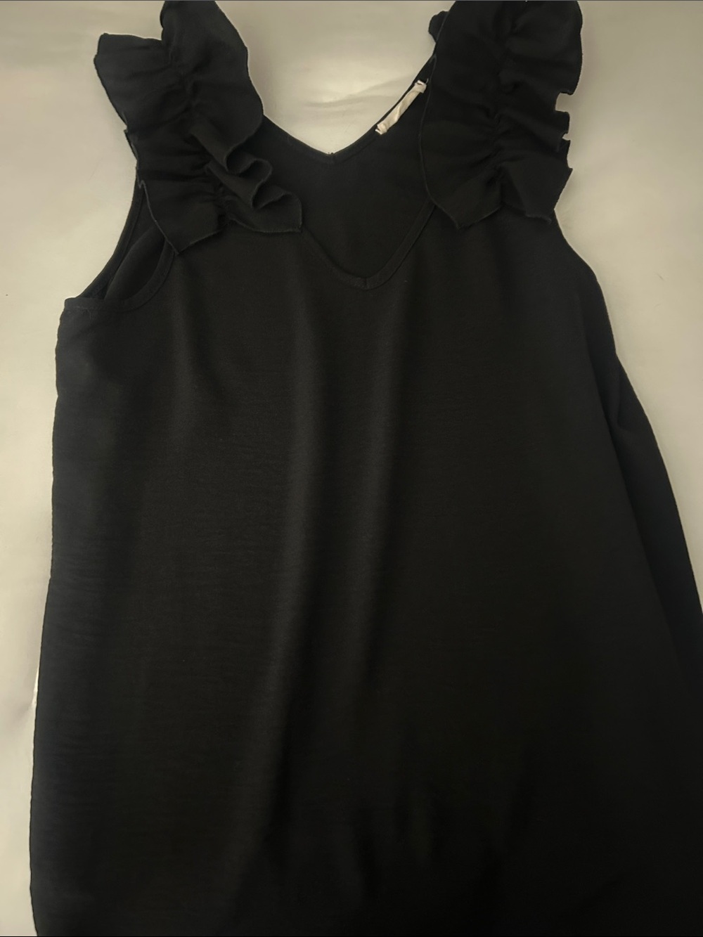 entro Black Ruffle-Shoulder V-Neck Tank blouse